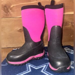 Little girls muck boots